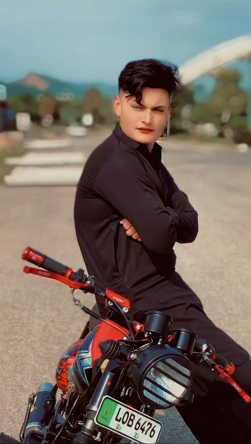 electricians  — available at usman, B-17 Islamabad