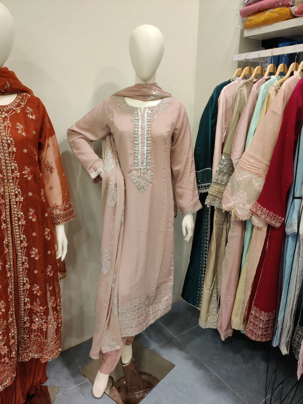 Sf.1135.cf — available at Bin Noor Fashion B-17 Islamabad , B-17 Islamabad