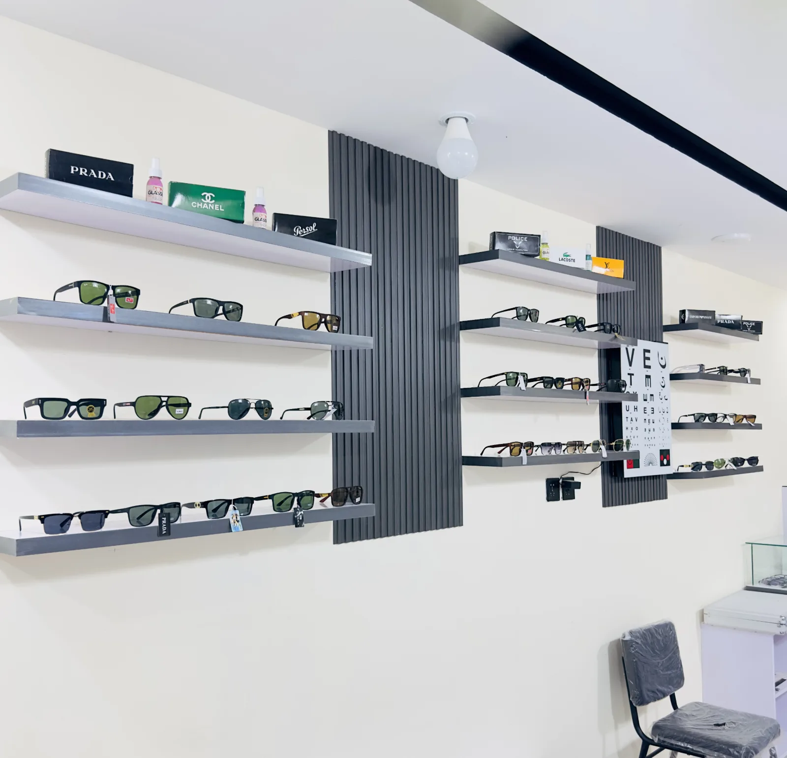 Ahmad Optical  — shop photo 5, B-17 Islamabad