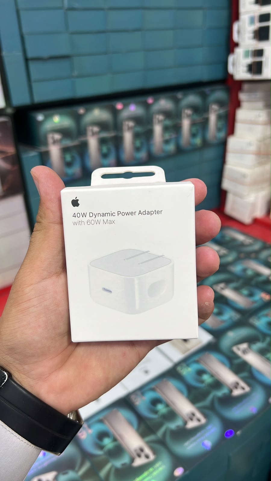Iphone 3 pin charger  — available at JS mobile and computer , B-17 Islamabad